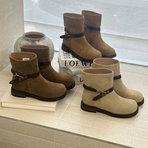 Botines Biker Retro con Tacón Grueso — Estilo Rock Chic