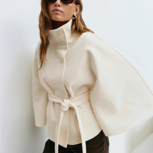 Gabardina con Cuello Perkins — Trench de Color Sólido